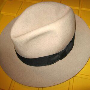 Designer Collection Untouchables Fedora Gray w/ Black Band Size 7 1/4 Made USA